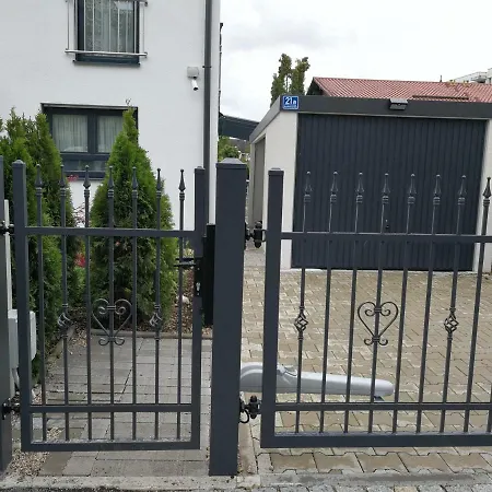 21a Comfortable * 타우프커첸