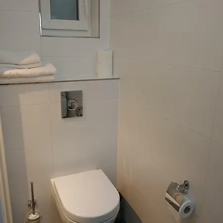 21a Comfortable