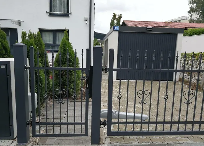 21a Comfortable * טאופקירשן